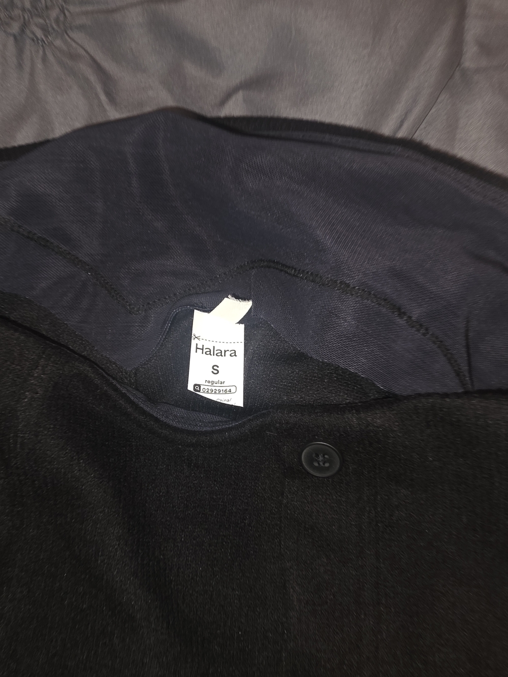 HALARA Flared Ribbed Leggings - Picture 4 of 5